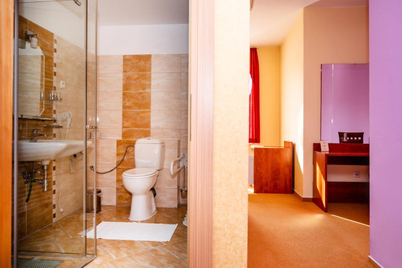 Hotel Boss زيلينا المظهر الخارجي الصورة
