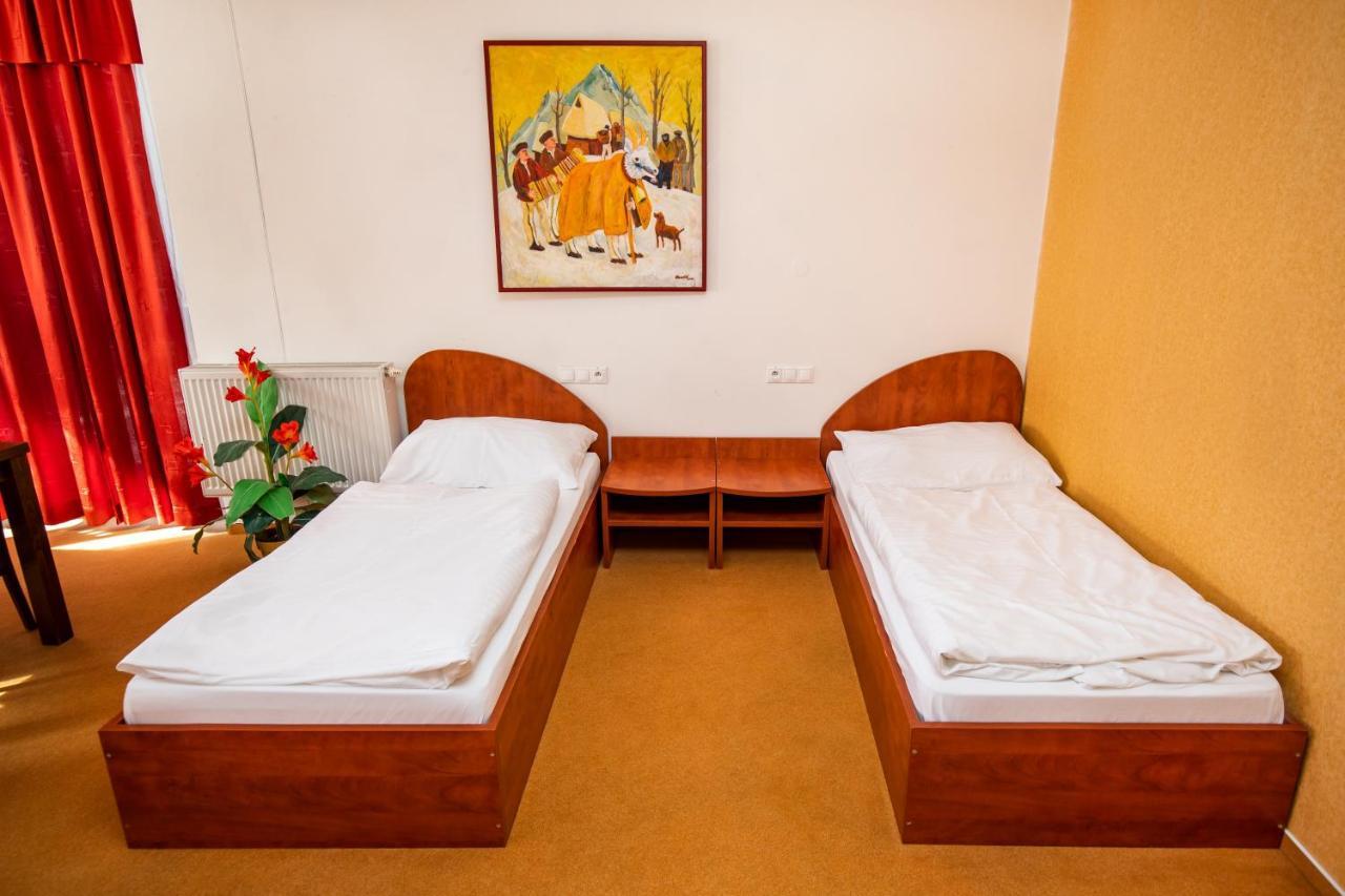 Hotel Boss زيلينا المظهر الخارجي الصورة