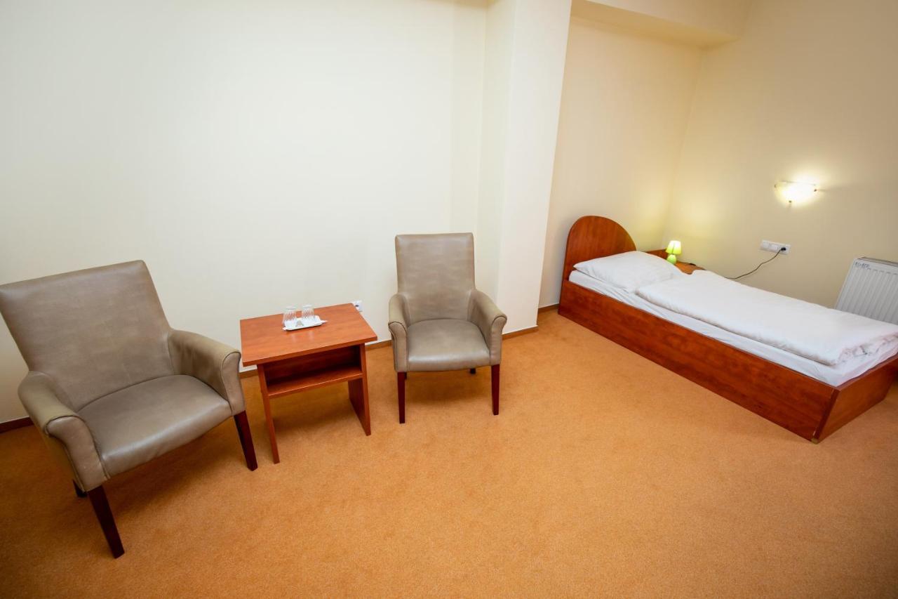 Hotel Boss زيلينا المظهر الخارجي الصورة